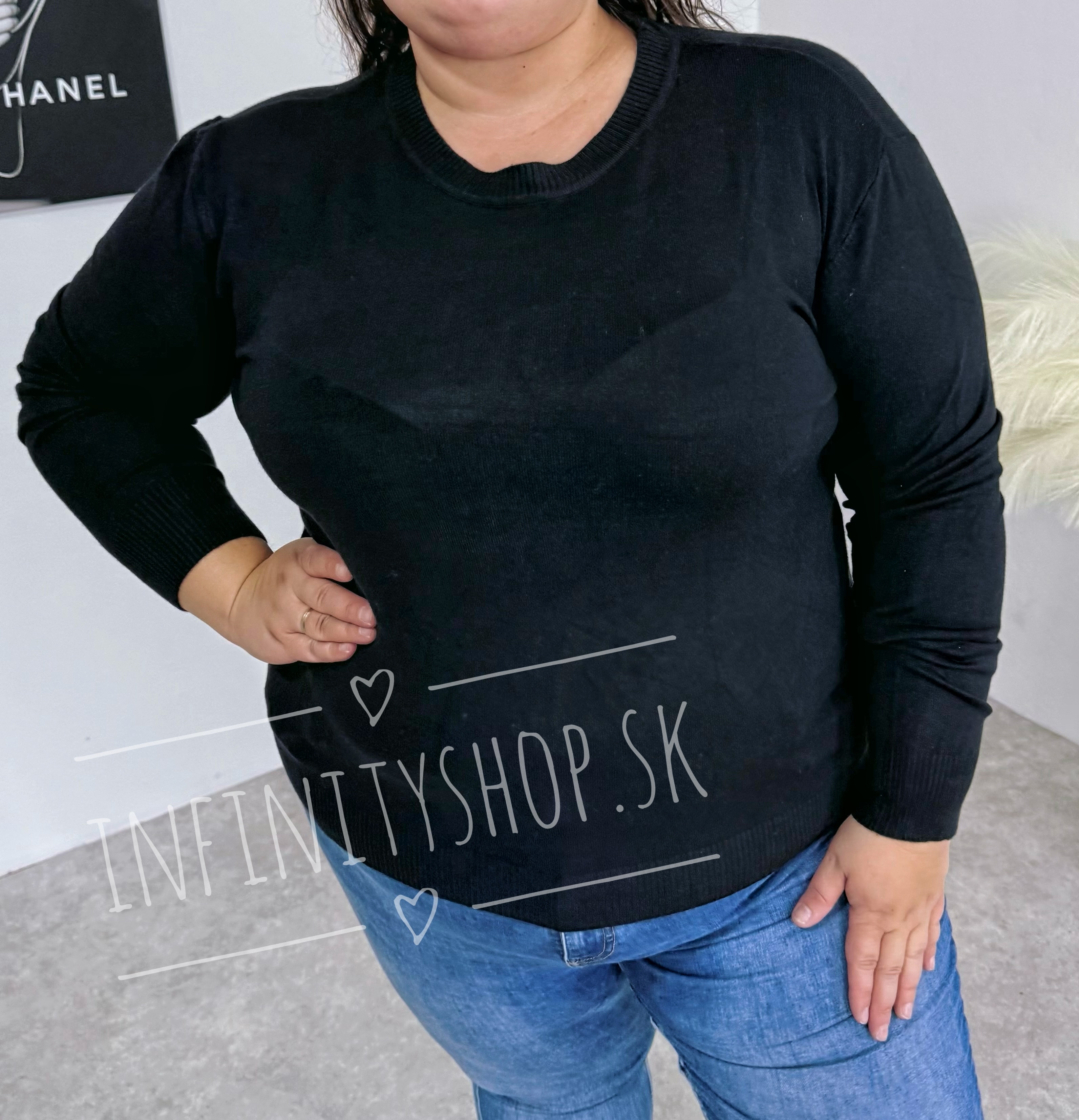 Basic svetrík plus size 6870
