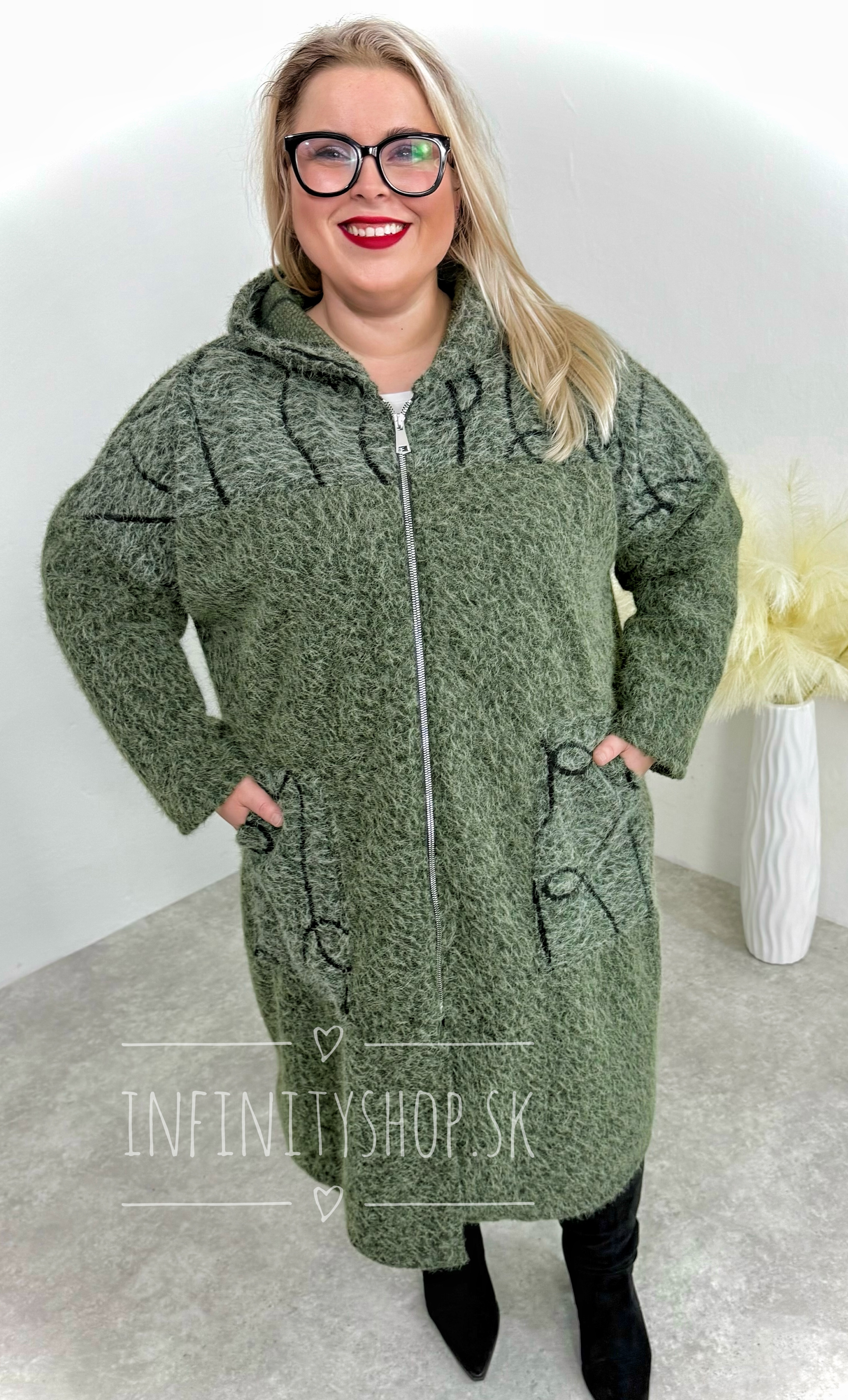 Chlpatý kabát plus size 5360